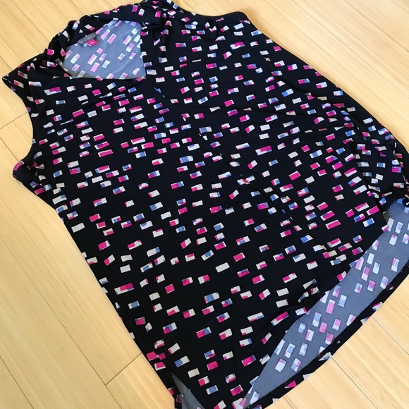 Vince Camuto Tops - Vince Camuto sleeveless top